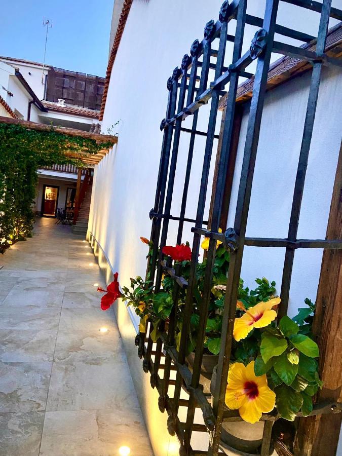 El Patio De Los Jazmines Boutique-House Consuegra Bagian luar foto